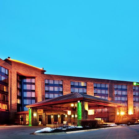 Holiday Inn Chicago Nw Crystal Lk Conv Ctr By Ihg Crystal Lake Bagian luar foto