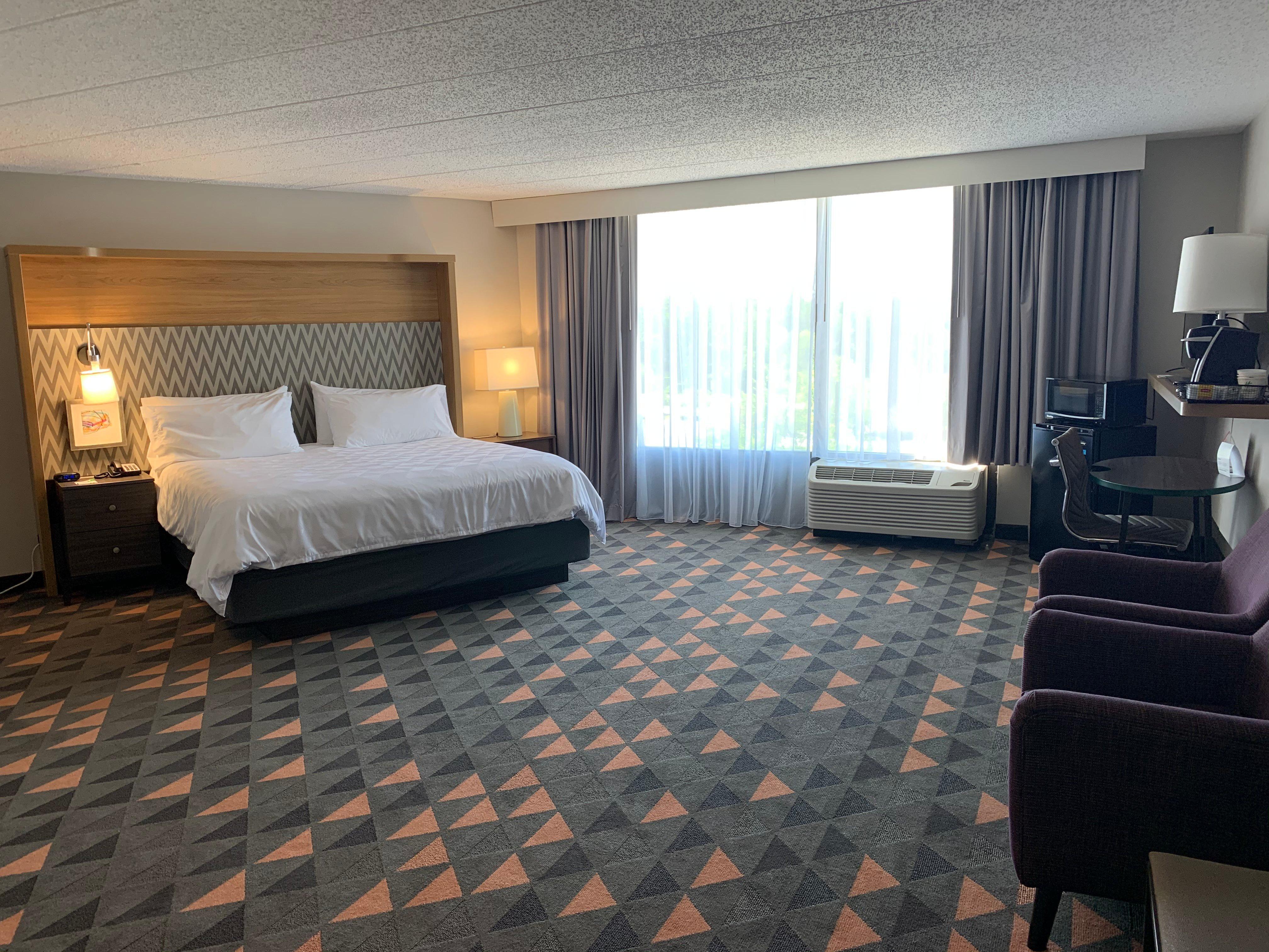 Holiday Inn Chicago Nw Crystal Lk Conv Ctr By Ihg Crystal Lake Bagian luar foto