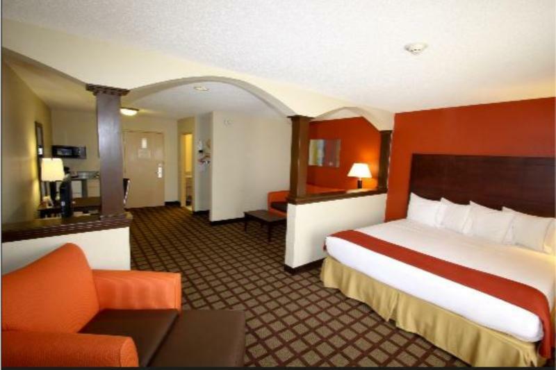 Holiday Inn Chicago Nw Crystal Lk Conv Ctr By Ihg Crystal Lake Bagian luar foto